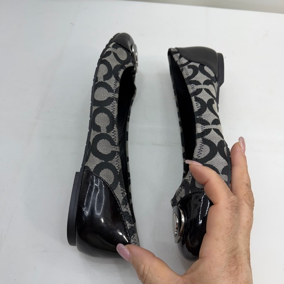 Coach Flats - Picture 3 of 7